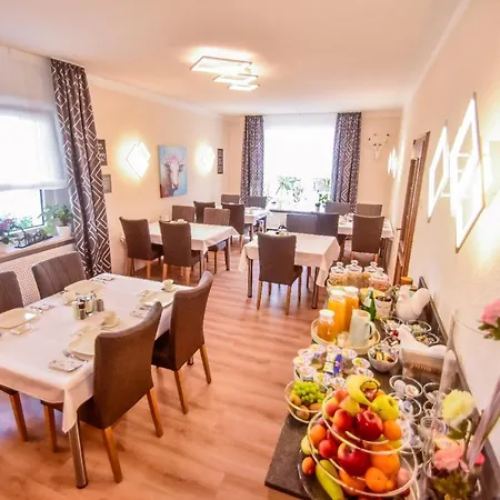 Konukevi Haus Eyers 3*